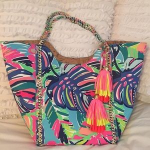 Lilly Pulitzer Exotic Garden Reversible pool tote